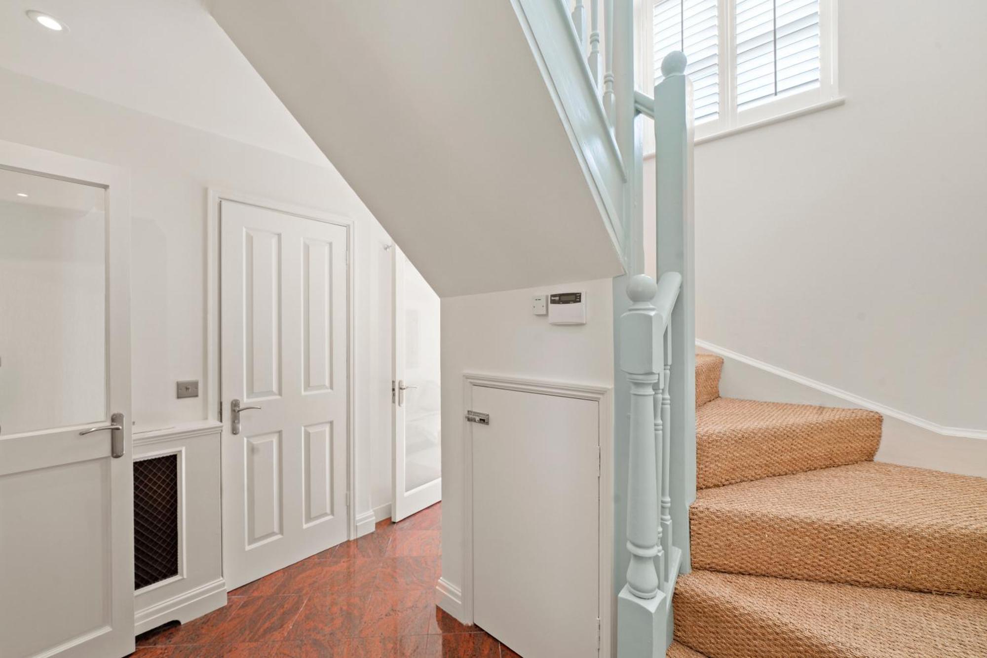 3 Bedroom Mews Home - Clapham Common - Free Private Parking - Sleeps 5 - Newly Refurbished - Sweetpea & Pillow Properties Londra Dış mekan fotoğraf